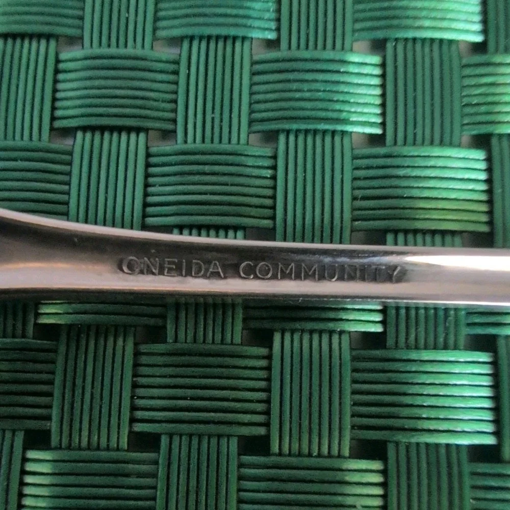 Oneida CLARETTE Seafood Cocktail Oyster Fork Community Stainless Vtg Single USA